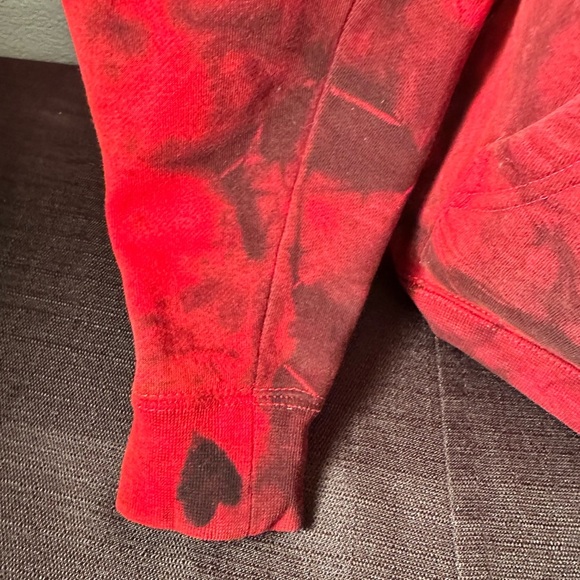 Primitive X Naruto Hoodie Men's sm Red Anime Graphic Sweater Skater Pullover - Picture 3 of 7